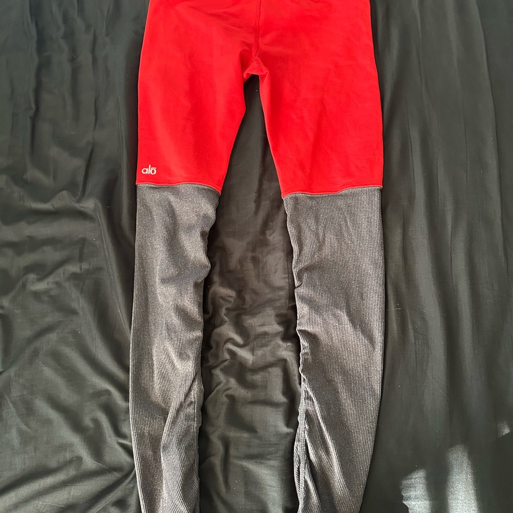 ALO Yoga Goddess Red and Gray Leggings - Size Small